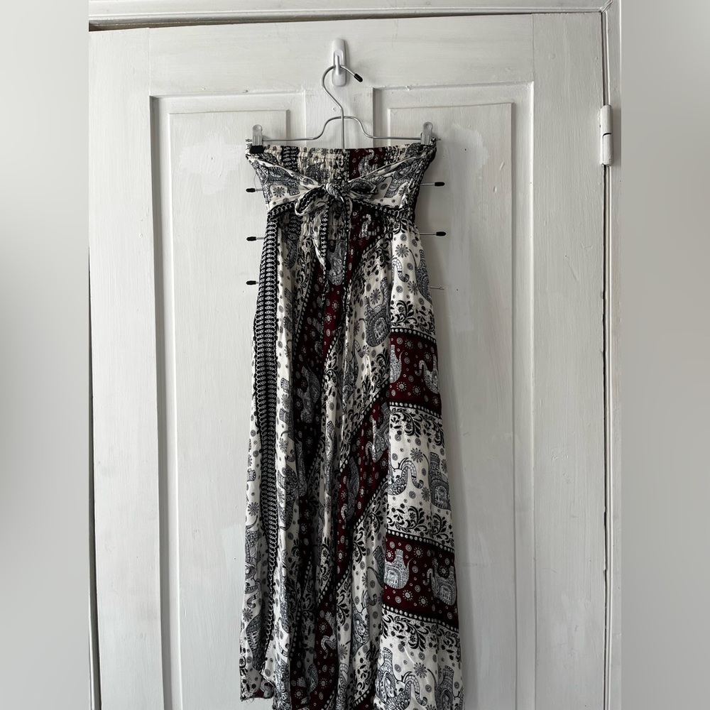 Strapless dress